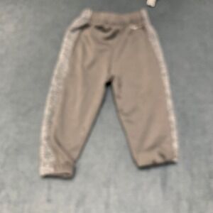 Nike Therma Fit Sweatpants Toddlers 24M Gray Swoosh Logo Fleece Lined Skinny Leg